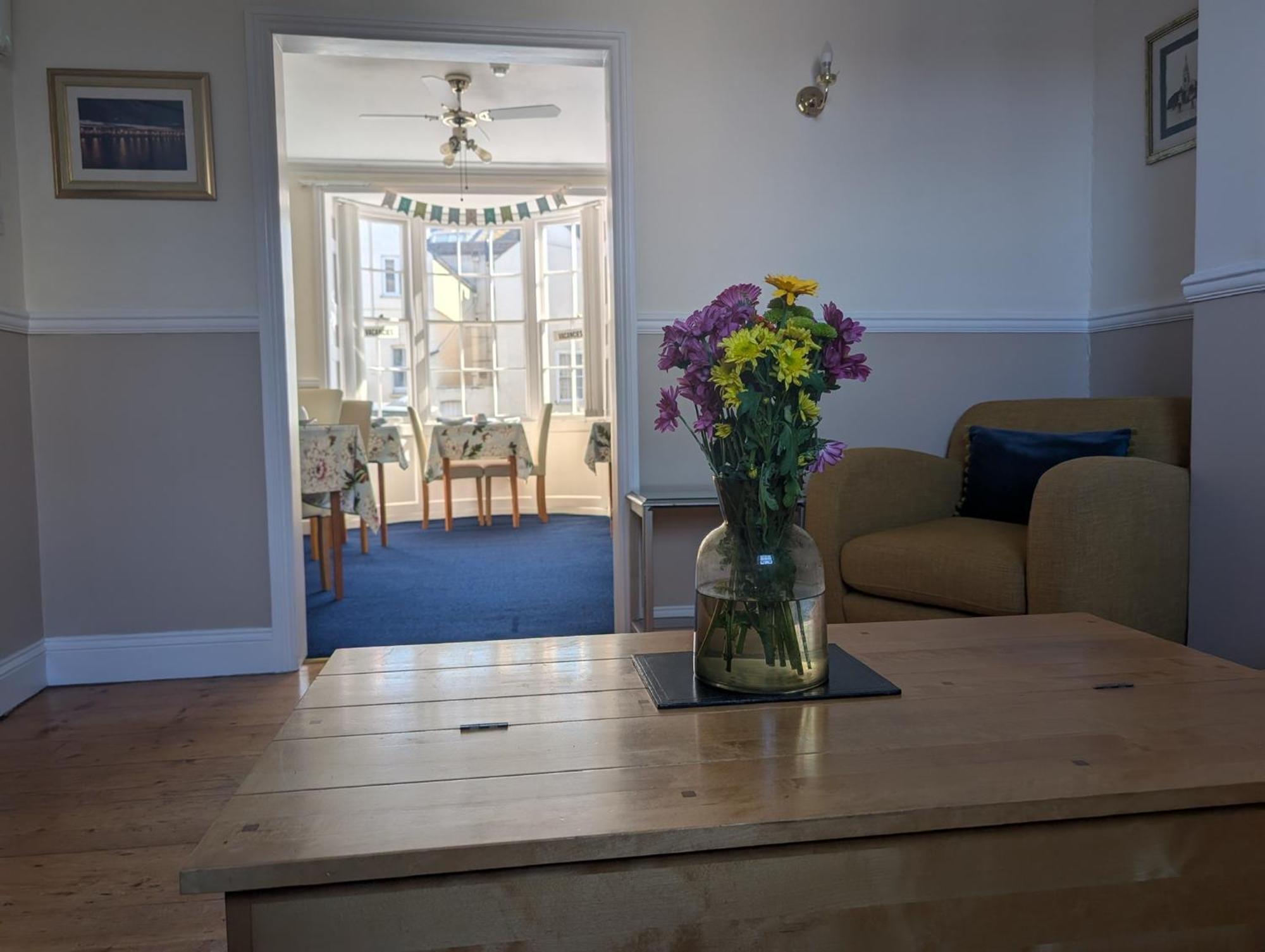 Seaham Bed & Breakfast Уеймут Екстериор снимка
